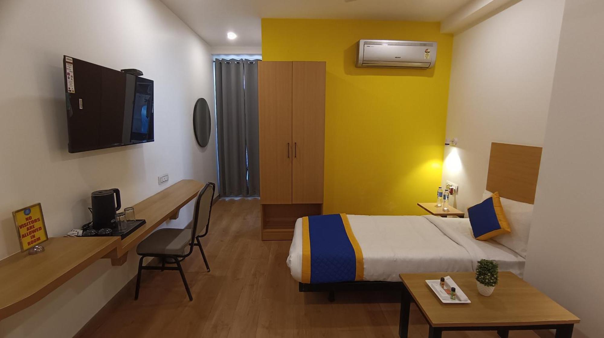Aamantran Residency Hotel, Sohna Road, Sector 49, Gurugram Gurgaon Eksteriør bilde