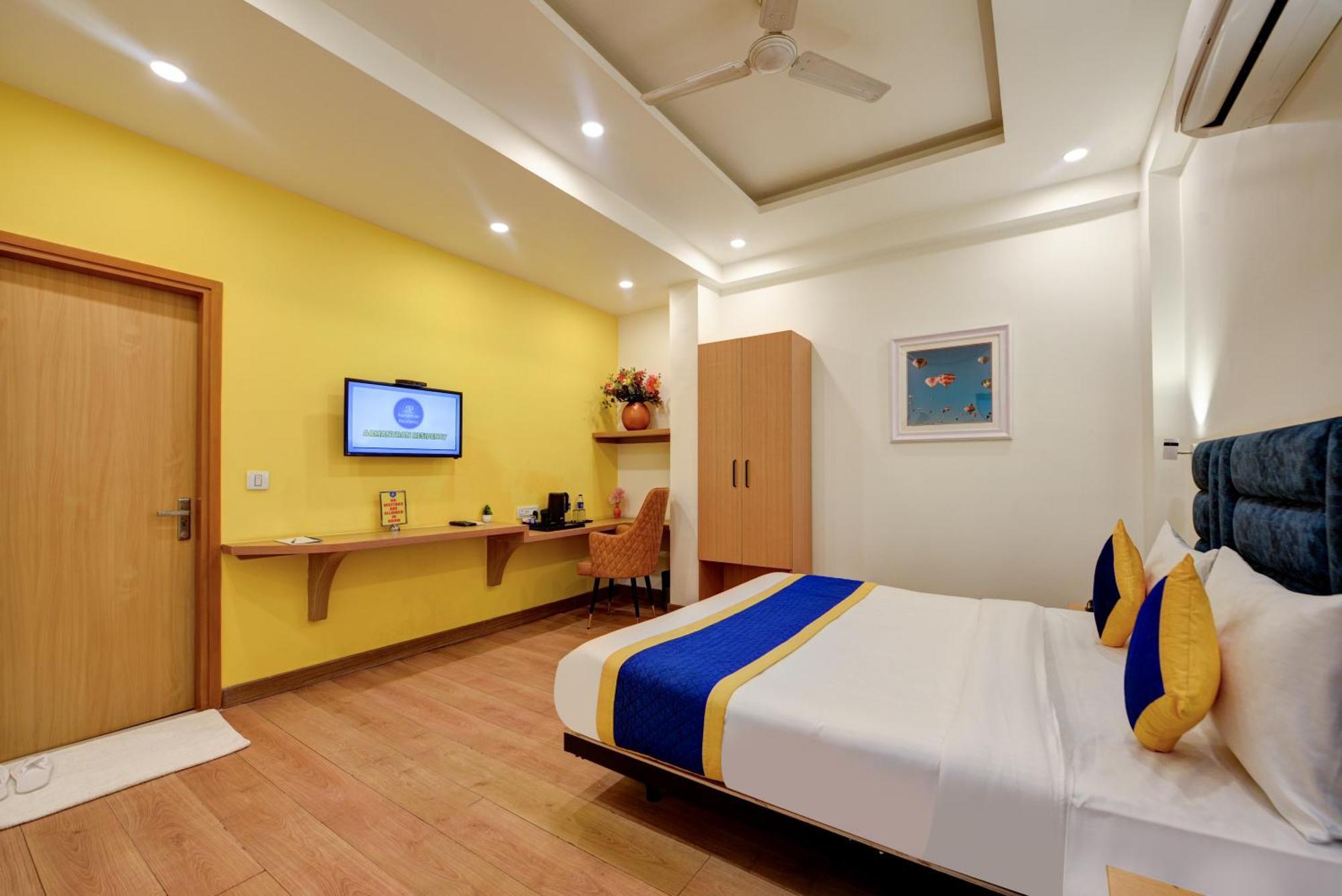 Aamantran Residency Hotel, Sohna Road, Sector 49, Gurugram Gurgaon Eksteriør bilde