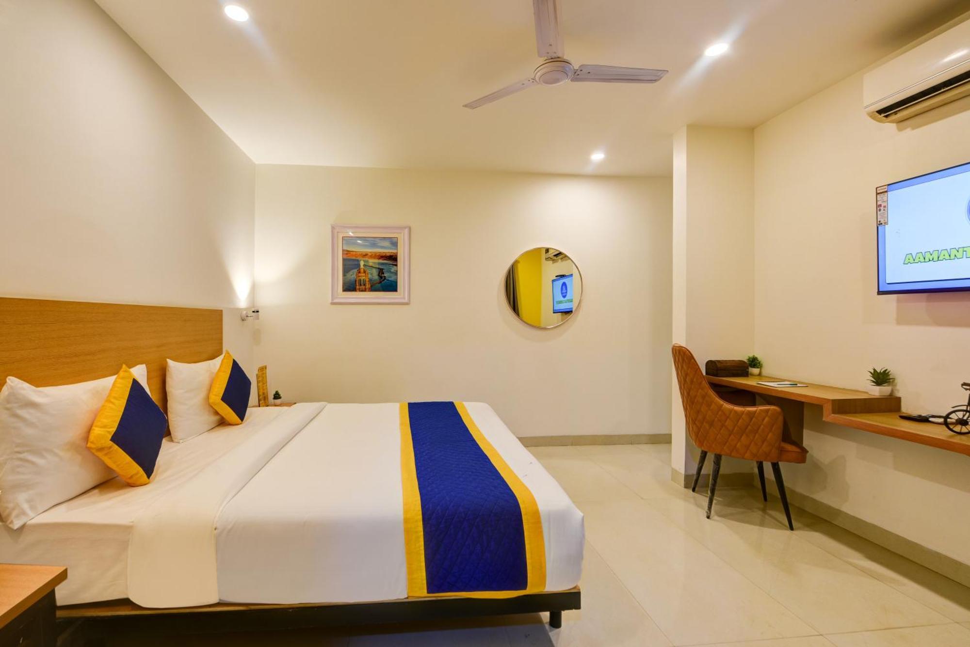 Aamantran Residency Hotel, Sohna Road, Sector 49, Gurugram Gurgaon Eksteriør bilde