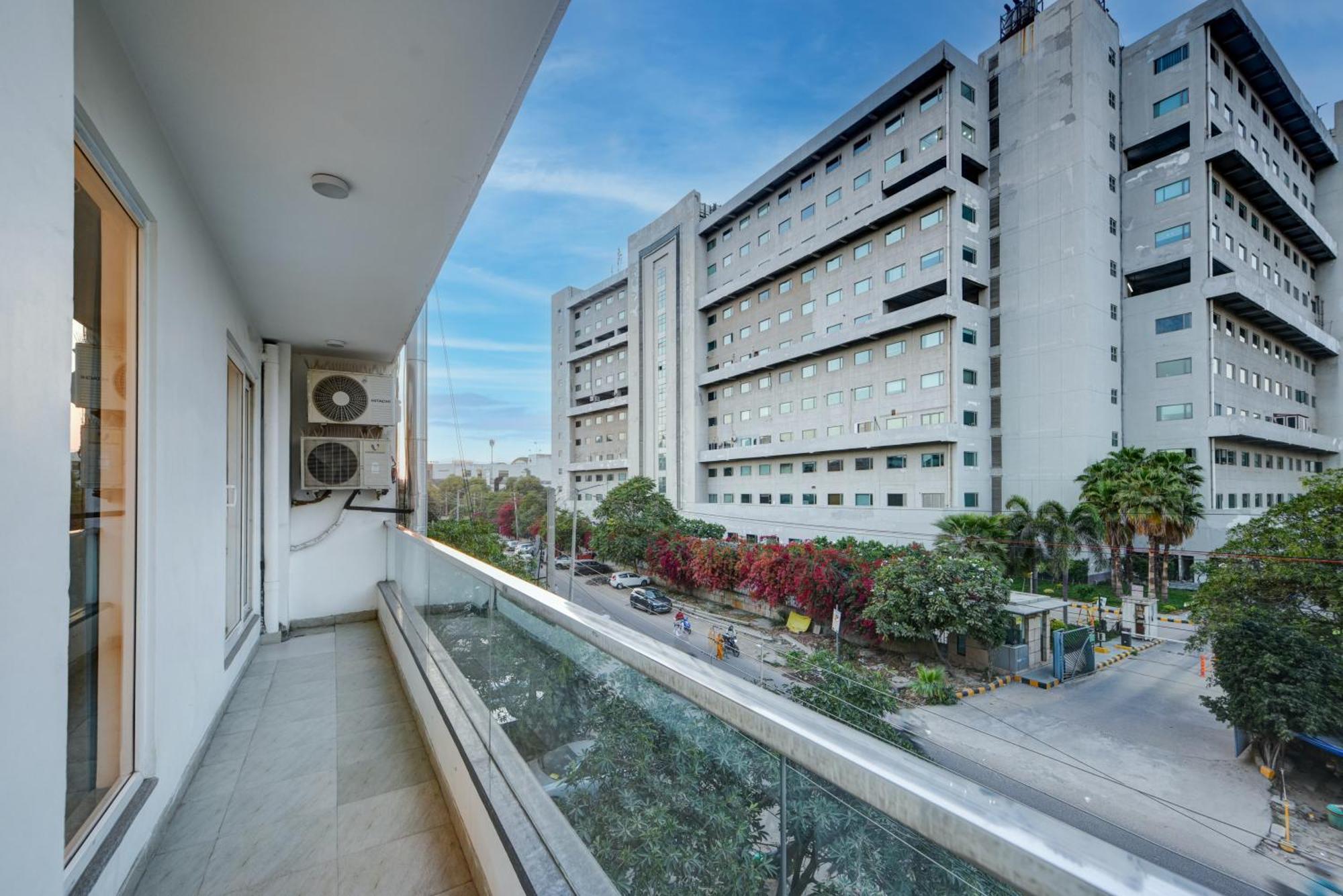 Aamantran Residency Hotel, Sohna Road, Sector 49, Gurugram Gurgaon Eksteriør bilde